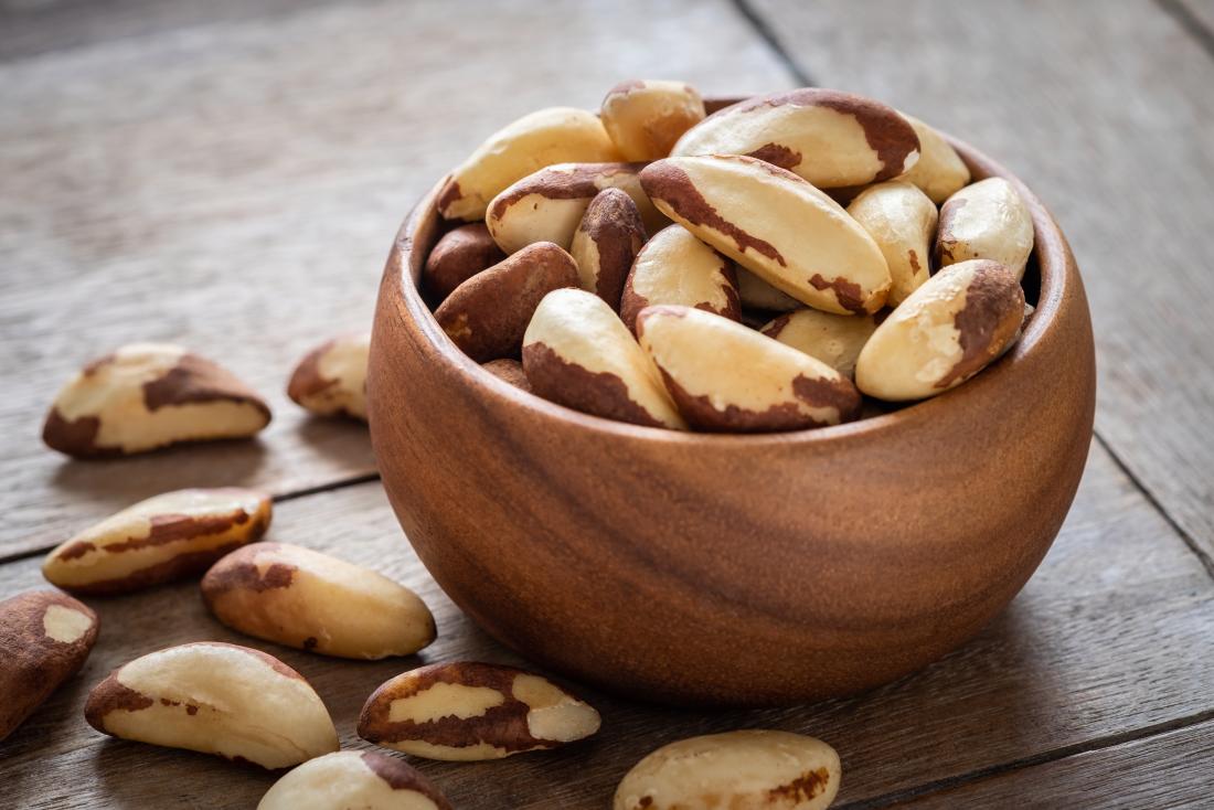 brazil-nuts-as-food-for-hair-growth-in-bowl